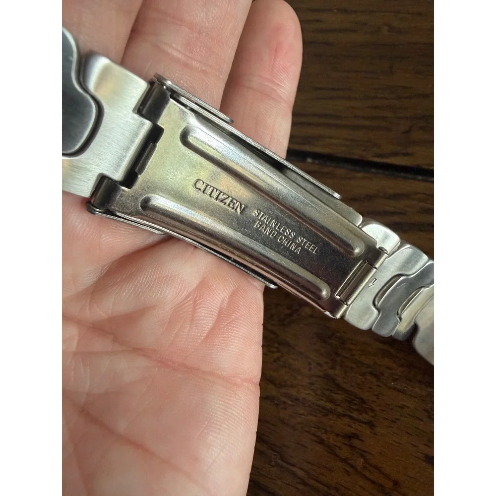 Citizen watch band